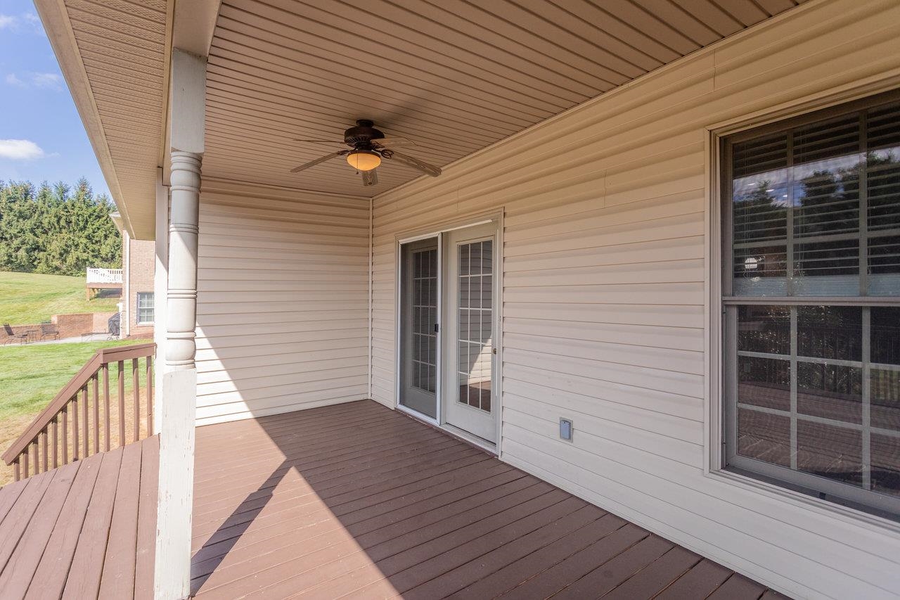 3225 BERRYFIELD DR, ROCKINGHAM, Virginia 22801, 5 Bedrooms Bedrooms, ,3 BathroomsBathrooms,Residential,3225 BERRYFIELD DR,669765 MLS # 669765