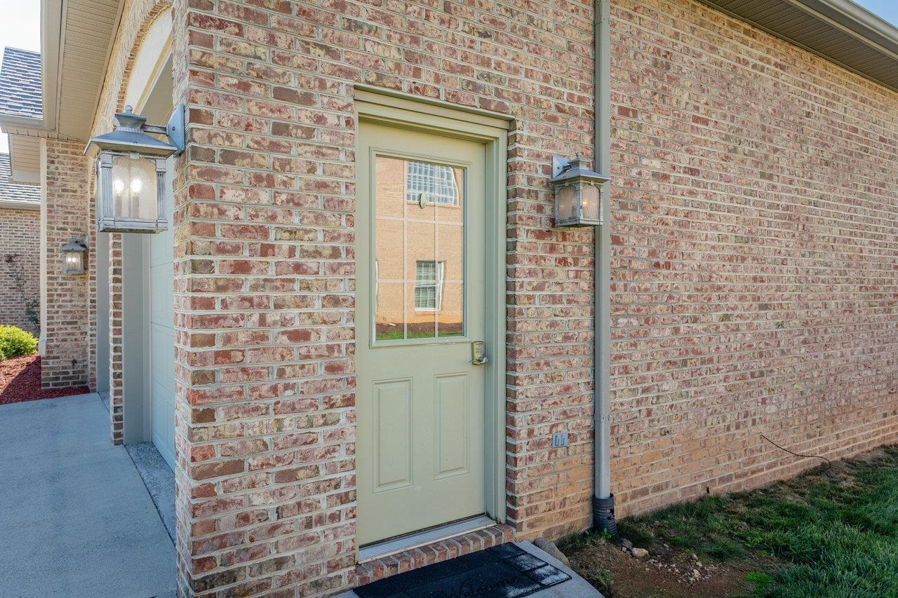 3225 BERRYFIELD DR, ROCKINGHAM, Virginia 22801, 5 Bedrooms Bedrooms, ,3 BathroomsBathrooms,Residential,3225 BERRYFIELD DR,669765 MLS # 669765