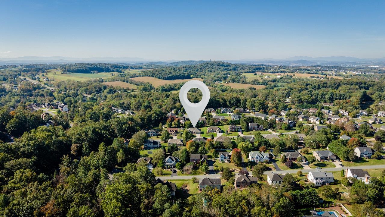 3225 BERRYFIELD DR, ROCKINGHAM, Virginia 22801, 5 Bedrooms Bedrooms, ,3 BathroomsBathrooms,Residential,3225 BERRYFIELD DR,669765 MLS # 669765