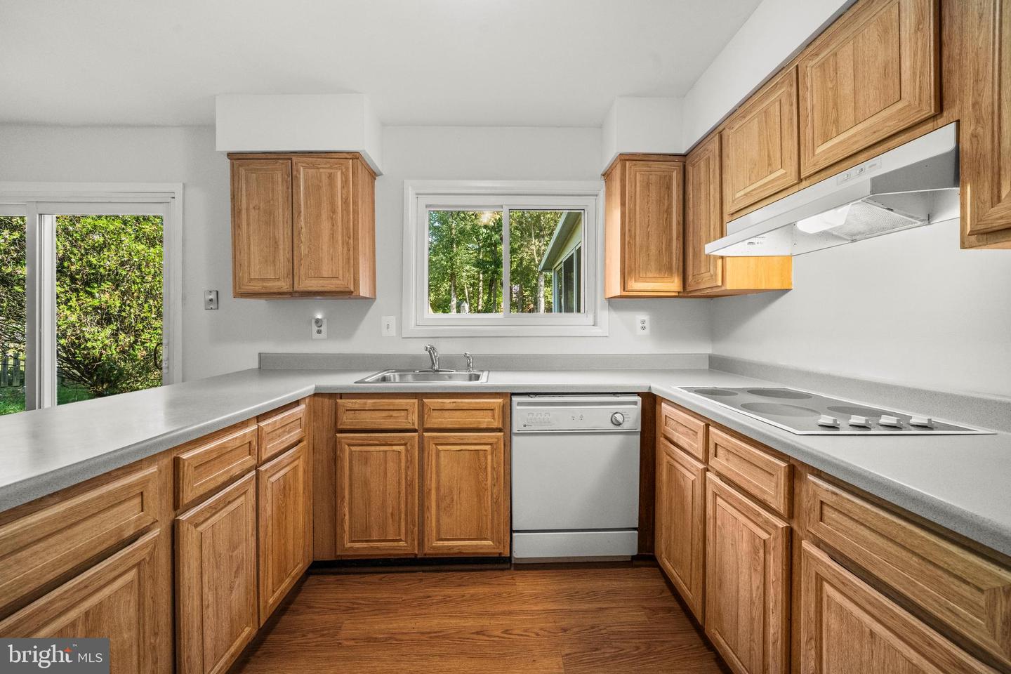 8812 SKYRON PL, SPRINGFIELD, Virginia 22153, 4 Bedrooms Bedrooms, ,2 BathroomsBathrooms,Residential,For sale,8812 SKYRON PL,VAFX2267380 MLS # VAFX2267380