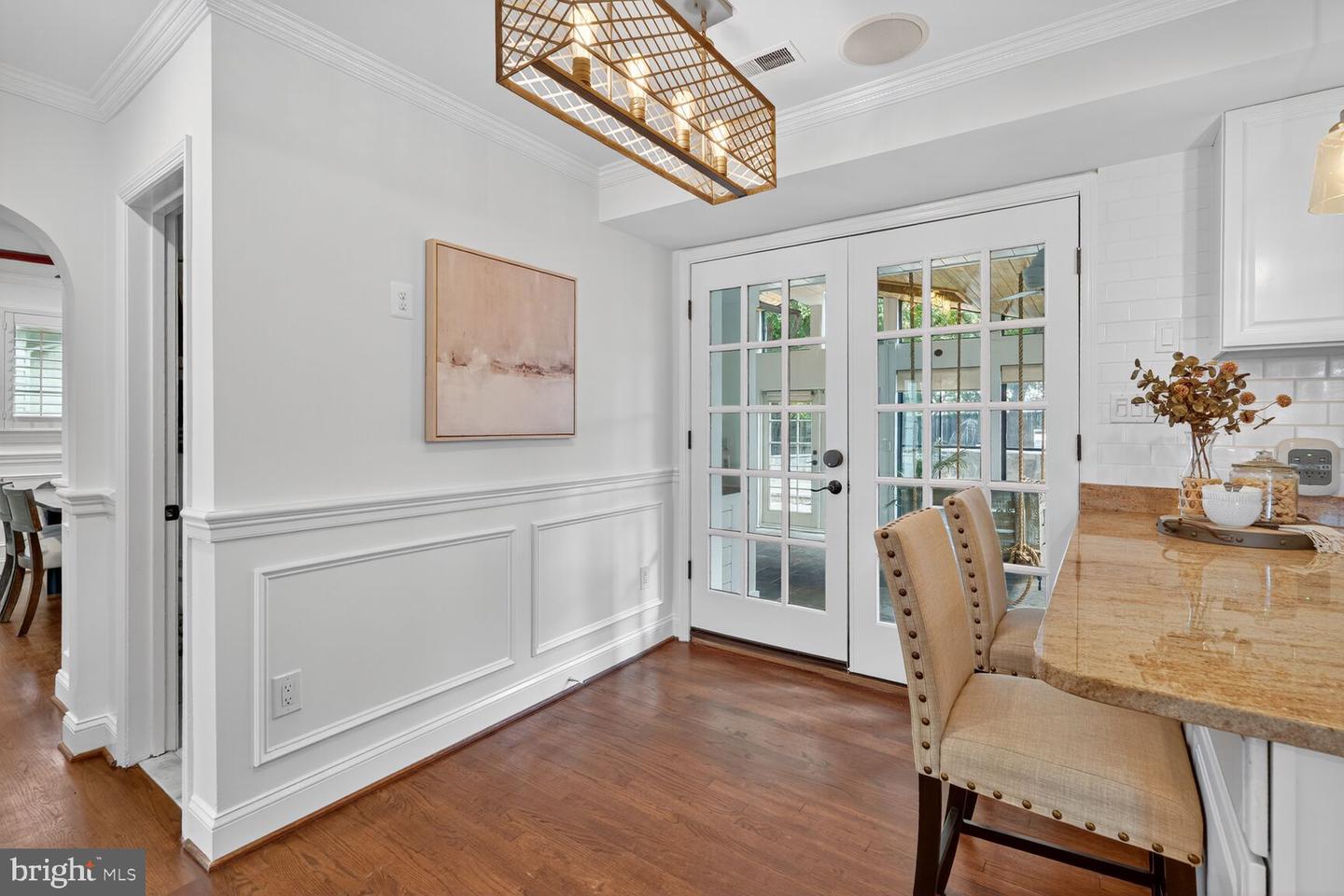 2907 JOHN MARSHALL DR, ARLINGTON, Virginia 22207, 3 Bedrooms Bedrooms, ,3 BathroomsBathrooms,Residential,For sale,2907 JOHN MARSHALL DR,VAAR2063792 MLS # VAAR2063792