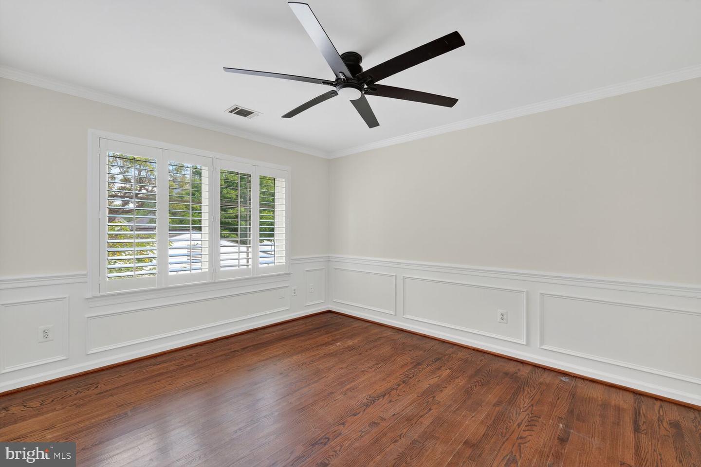 2907 JOHN MARSHALL DR, ARLINGTON, Virginia 22207, 3 Bedrooms Bedrooms, ,3 BathroomsBathrooms,Residential,For sale,2907 JOHN MARSHALL DR,VAAR2063792 MLS # VAAR2063792