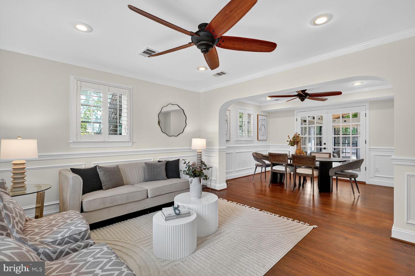 2907 JOHN MARSHALL DR, ARLINGTON, Virginia 22207, 3 Bedrooms Bedrooms, ,3 BathroomsBathrooms,Residential,For sale,2907 JOHN MARSHALL DR,VAAR2063792 MLS # VAAR2063792