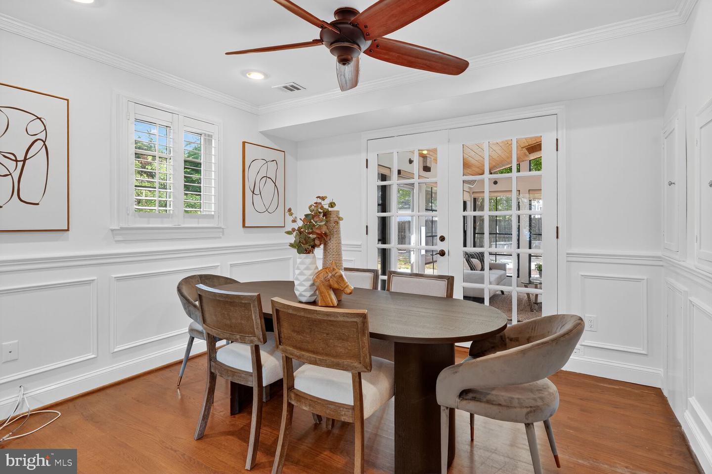 2907 JOHN MARSHALL DR, ARLINGTON, Virginia 22207, 3 Bedrooms Bedrooms, ,3 BathroomsBathrooms,Residential,For sale,2907 JOHN MARSHALL DR,VAAR2063792 MLS # VAAR2063792