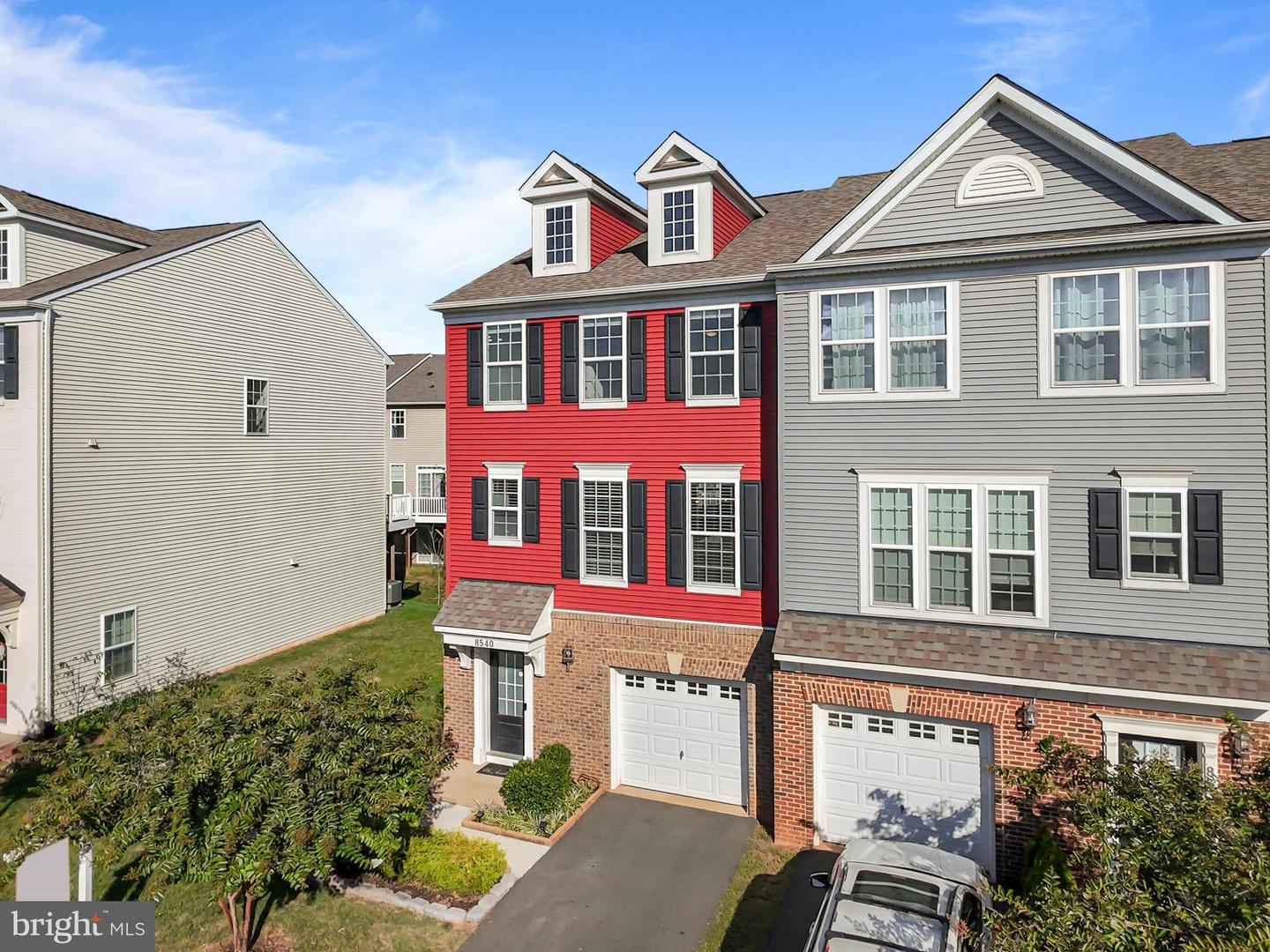 8540 FORTROSE DR, MANASSAS, Virginia 20109, 4 Bedrooms Bedrooms, ,3 BathroomsBathrooms,Residential,For sale,8540 FORTROSE DR,VAPW2104502 MLS # VAPW2104502