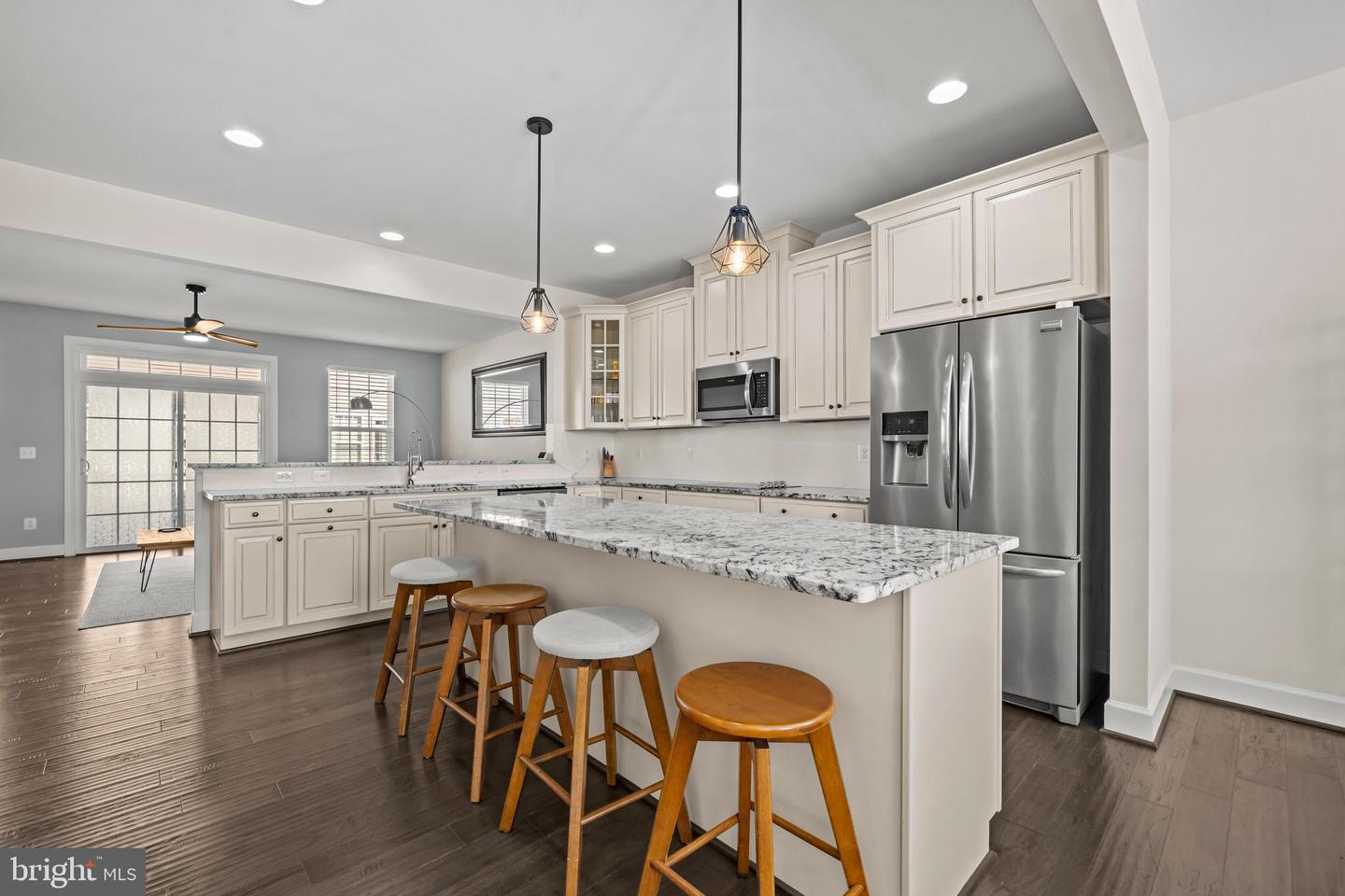 8540 FORTROSE DR, MANASSAS, Virginia 20109, 4 Bedrooms Bedrooms, ,3 BathroomsBathrooms,Residential,For sale,8540 FORTROSE DR,VAPW2104502 MLS # VAPW2104502