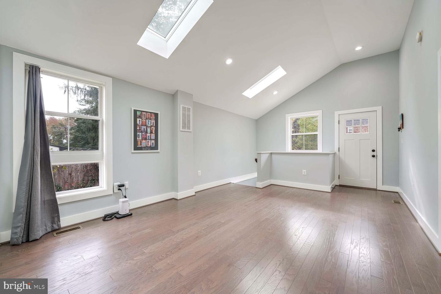 125 CHESAPEAKE ST SW, WASHINGTON, District Of Columbia 20032, 3 Bedrooms Bedrooms, ,2 BathroomsBathrooms,Residential,For sale,125 CHESAPEAKE ST SW,DCDC2224324 MLS # DCDC2224324