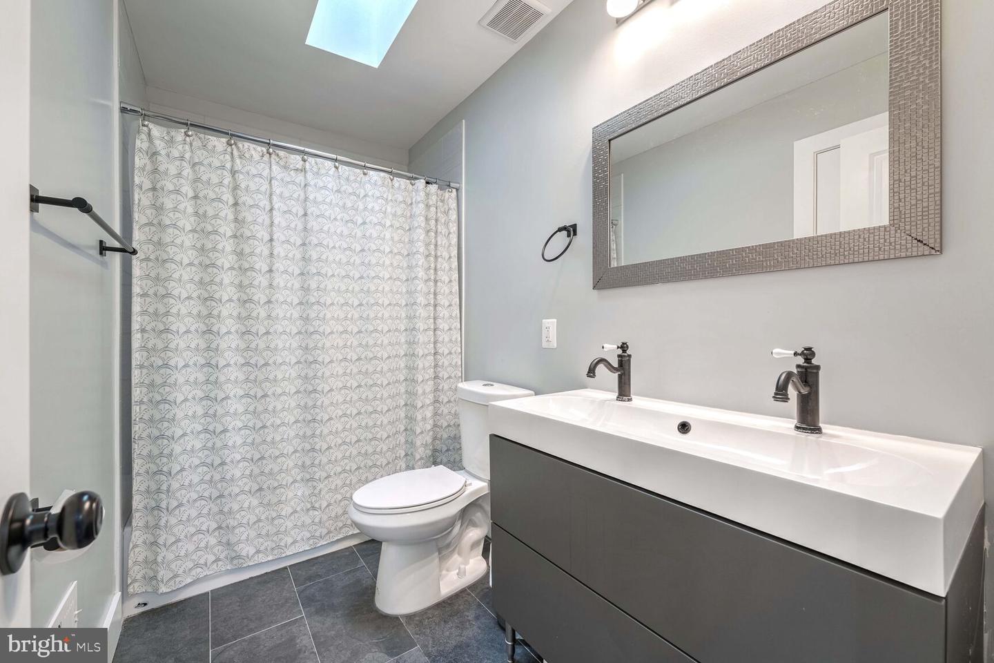125 CHESAPEAKE ST SW, WASHINGTON, District Of Columbia 20032, 3 Bedrooms Bedrooms, ,2 BathroomsBathrooms,Residential,For sale,125 CHESAPEAKE ST SW,DCDC2224324 MLS # DCDC2224324