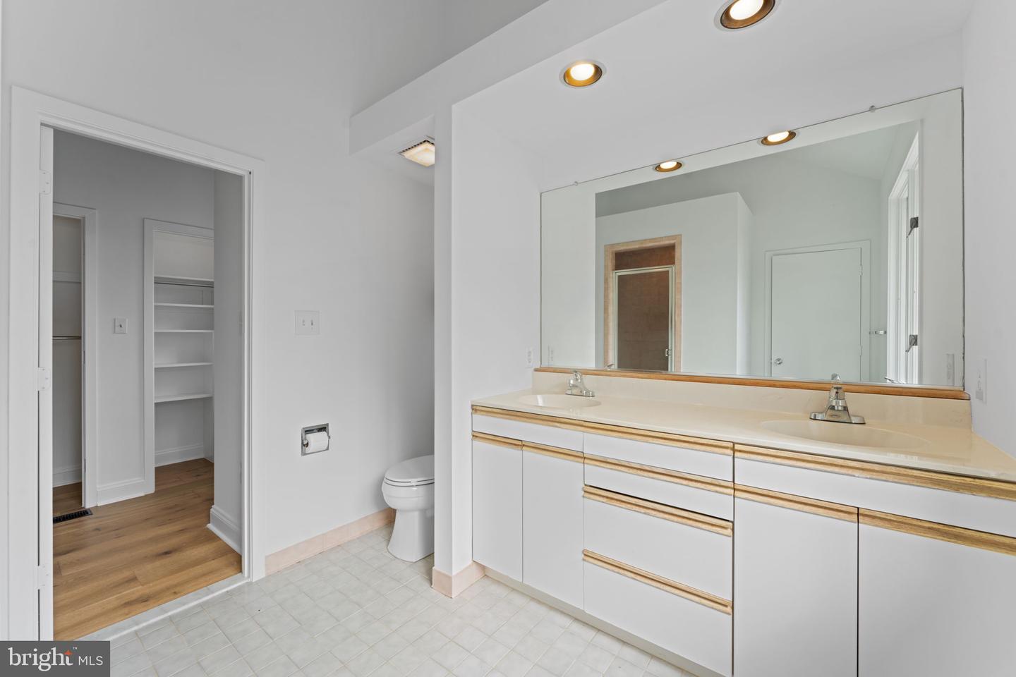 38045 DAWSON GAP LN, HILLSBORO, Virginia 20132, 4 Bedrooms Bedrooms, ,3 BathroomsBathrooms,Residential,For sale,38045 DAWSON GAP LN,VALO2107700 MLS # VALO2107700