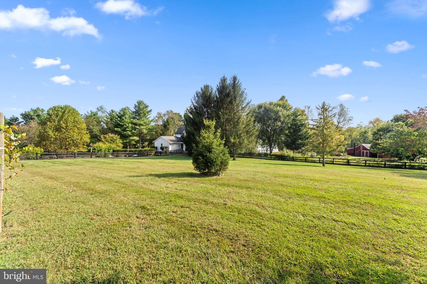 38045 DAWSON GAP LN, HILLSBORO, Virginia 20132, 4 Bedrooms Bedrooms, ,3 BathroomsBathrooms,Residential,For sale,38045 DAWSON GAP LN,VALO2107700 MLS # VALO2107700