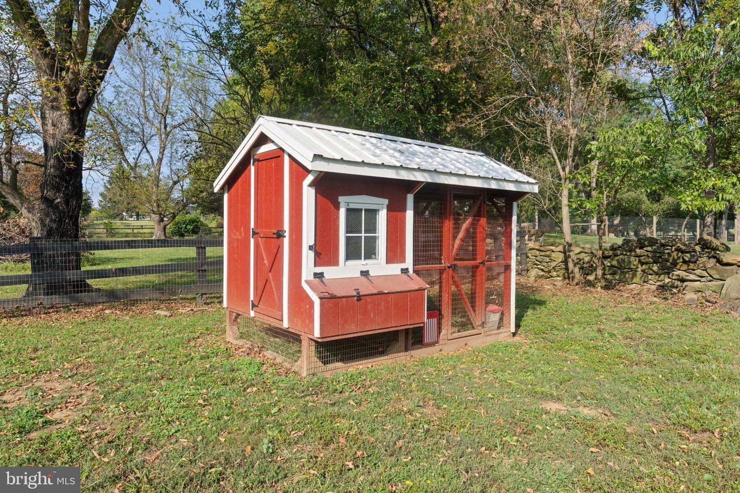 38045 DAWSON GAP LN, HILLSBORO, Virginia 20132, 4 Bedrooms Bedrooms, ,3 BathroomsBathrooms,Residential,For sale,38045 DAWSON GAP LN,VALO2107700 MLS # VALO2107700