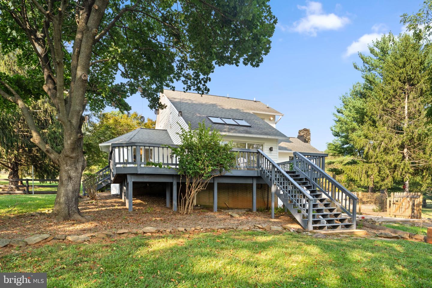 38045 DAWSON GAP LN, HILLSBORO, Virginia 20132, 4 Bedrooms Bedrooms, ,3 BathroomsBathrooms,Residential,For sale,38045 DAWSON GAP LN,VALO2107700 MLS # VALO2107700