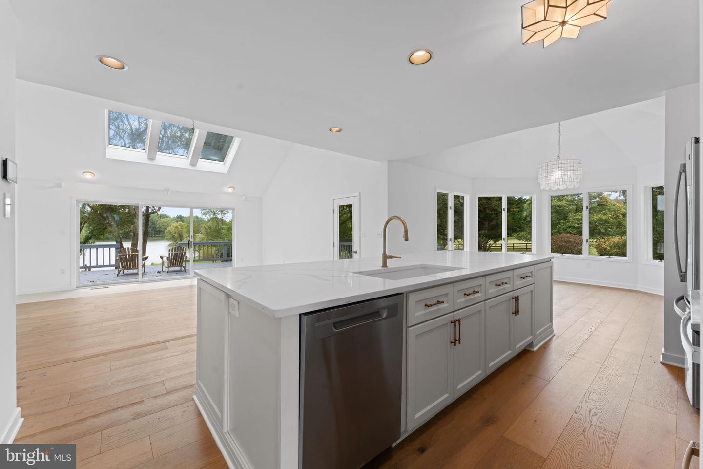 38045 DAWSON GAP LN, HILLSBORO, Virginia 20132, 4 Bedrooms Bedrooms, ,3 BathroomsBathrooms,Residential,For sale,38045 DAWSON GAP LN,VALO2107700 MLS # VALO2107700