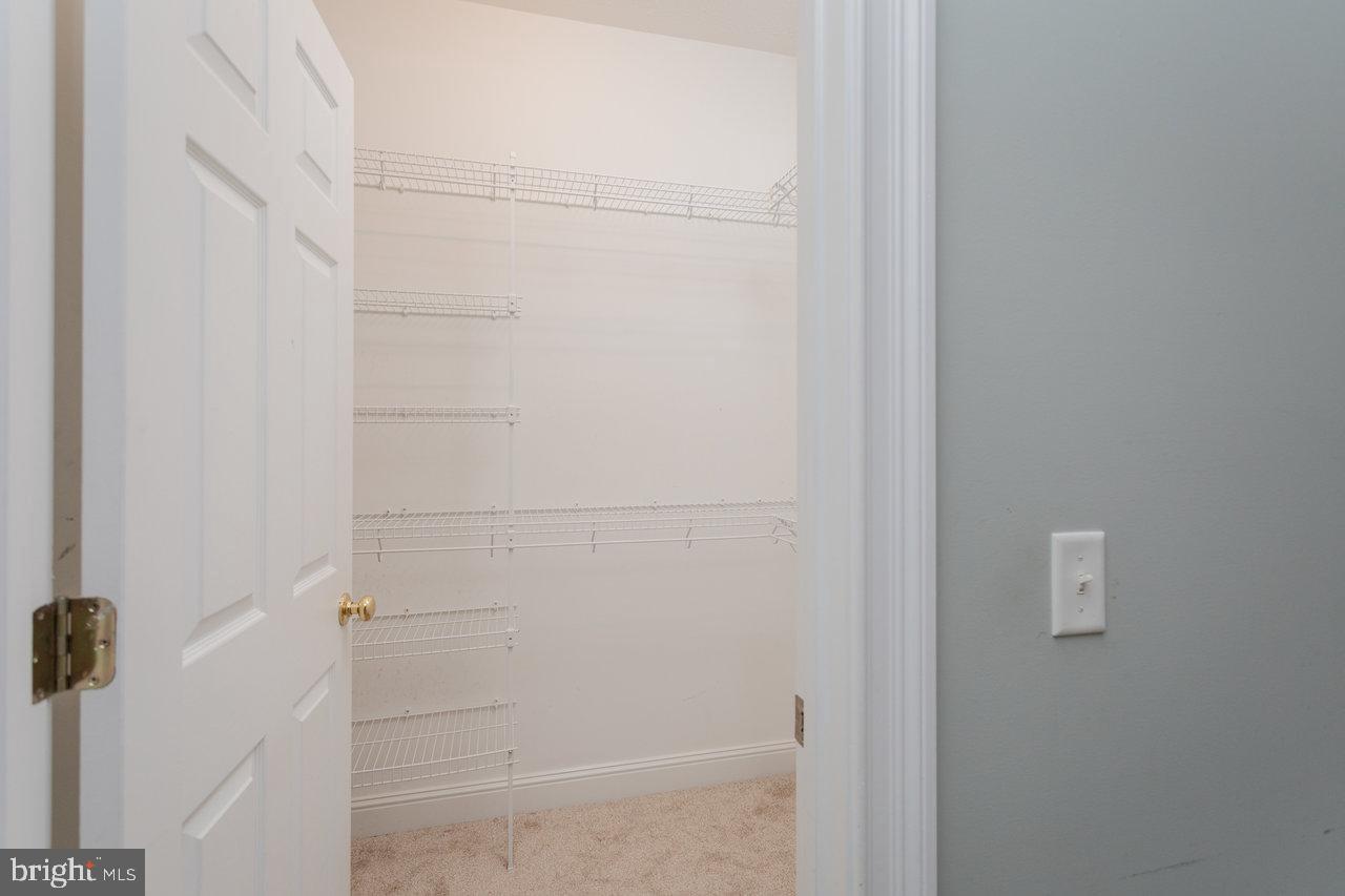 3225 BERRYFIELD DR, ROCKINGHAM, Virginia 22801, 5 Bedrooms Bedrooms, ,3 BathroomsBathrooms,Residential,For sale,3225 BERRYFIELD DR,VARO2002610 MLS # VARO2002610