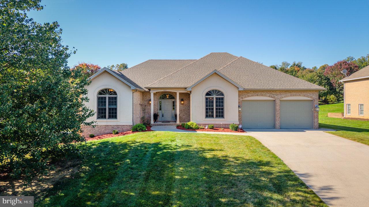 3225 BERRYFIELD DR, ROCKINGHAM, Virginia 22801, 5 Bedrooms Bedrooms, ,3 BathroomsBathrooms,Residential,For sale,3225 BERRYFIELD DR,VARO2002610 MLS # VARO2002610