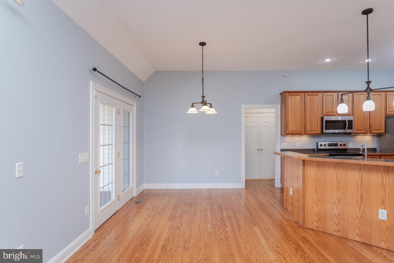 3225 BERRYFIELD DR, ROCKINGHAM, Virginia 22801, 5 Bedrooms Bedrooms, ,3 BathroomsBathrooms,Residential,For sale,3225 BERRYFIELD DR,VARO2002610 MLS # VARO2002610