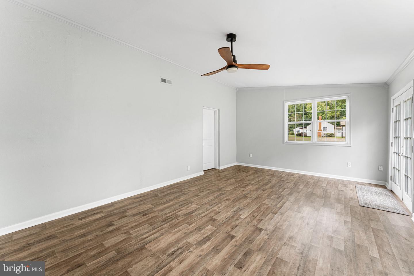 1678 WEEMS RD, WEEMS, Virginia 22576, 4 Bedrooms Bedrooms, 9 Rooms Rooms,2 BathroomsBathrooms,Residential,For sale,1678 WEEMS RD,VALV2000882 MLS # VALV2000882
