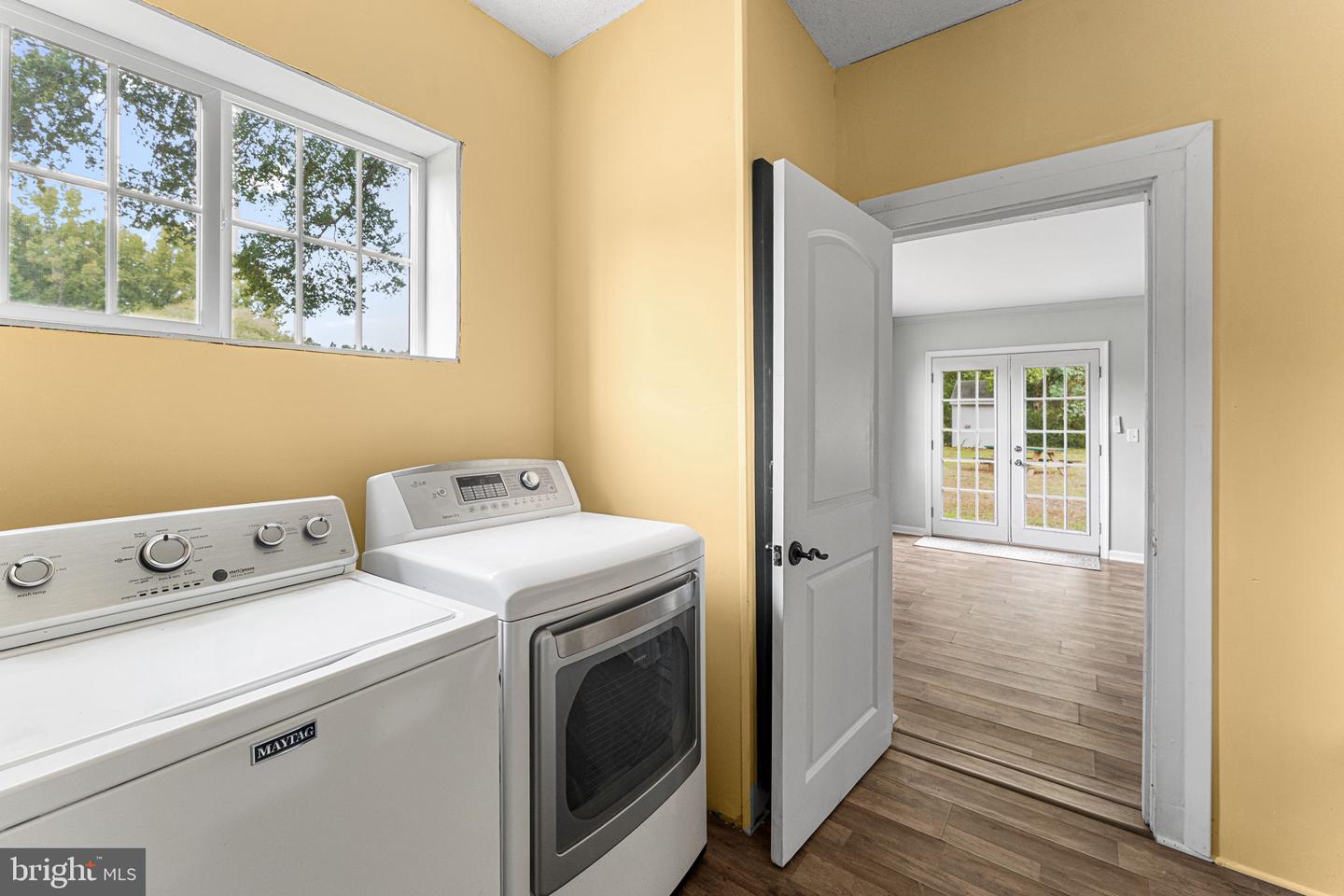 1678 WEEMS RD, WEEMS, Virginia 22576, 4 Bedrooms Bedrooms, 9 Rooms Rooms,2 BathroomsBathrooms,Residential,For sale,1678 WEEMS RD,VALV2000882 MLS # VALV2000882