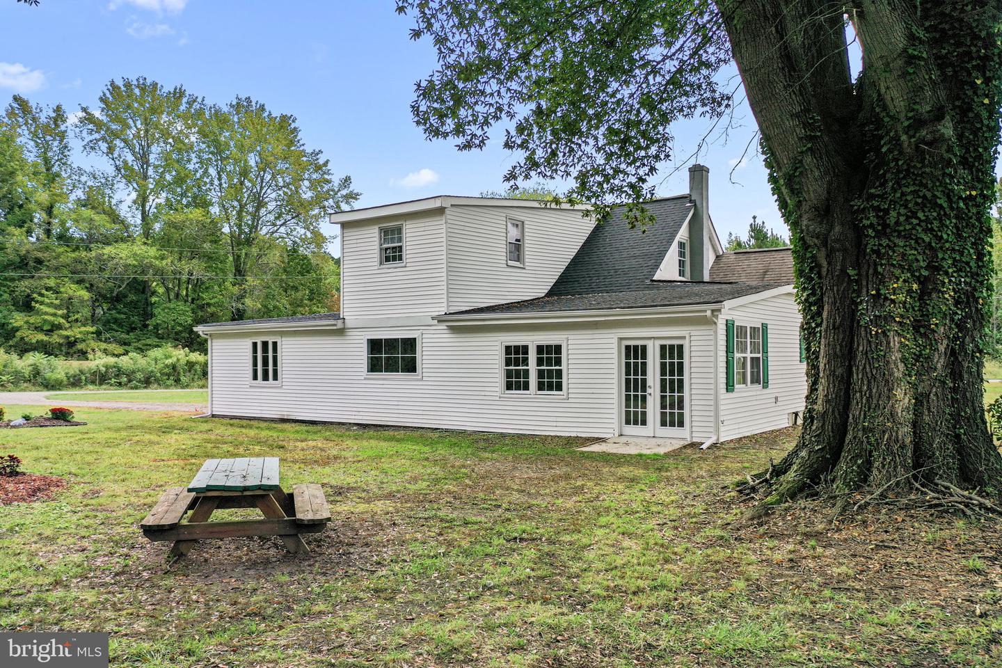 1678 WEEMS RD, WEEMS, Virginia 22576, 4 Bedrooms Bedrooms, 9 Rooms Rooms,2 BathroomsBathrooms,Residential,For sale,1678 WEEMS RD,VALV2000882 MLS # VALV2000882