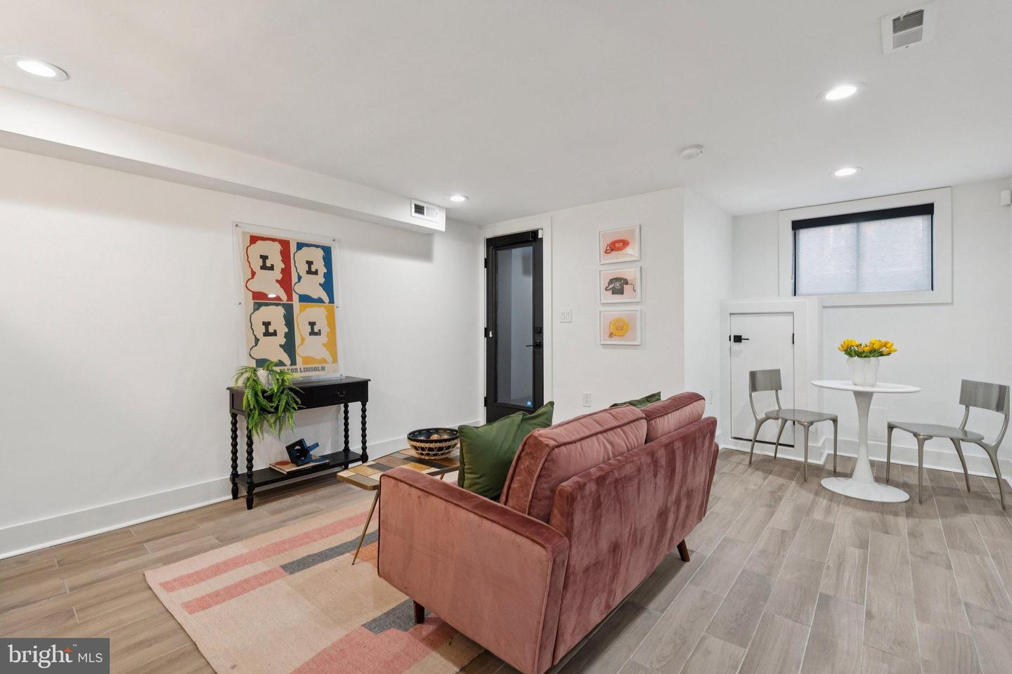 1828 NORTH CAPITOL ST NW, WASHINGTON, District Of Columbia 20002, 5 Bedrooms Bedrooms, 9 Rooms Rooms,3 BathroomsBathrooms,Residential,For sale,1828 NORTH CAPITOL ST NW,DCDC2225084 MLS # DCDC2225084