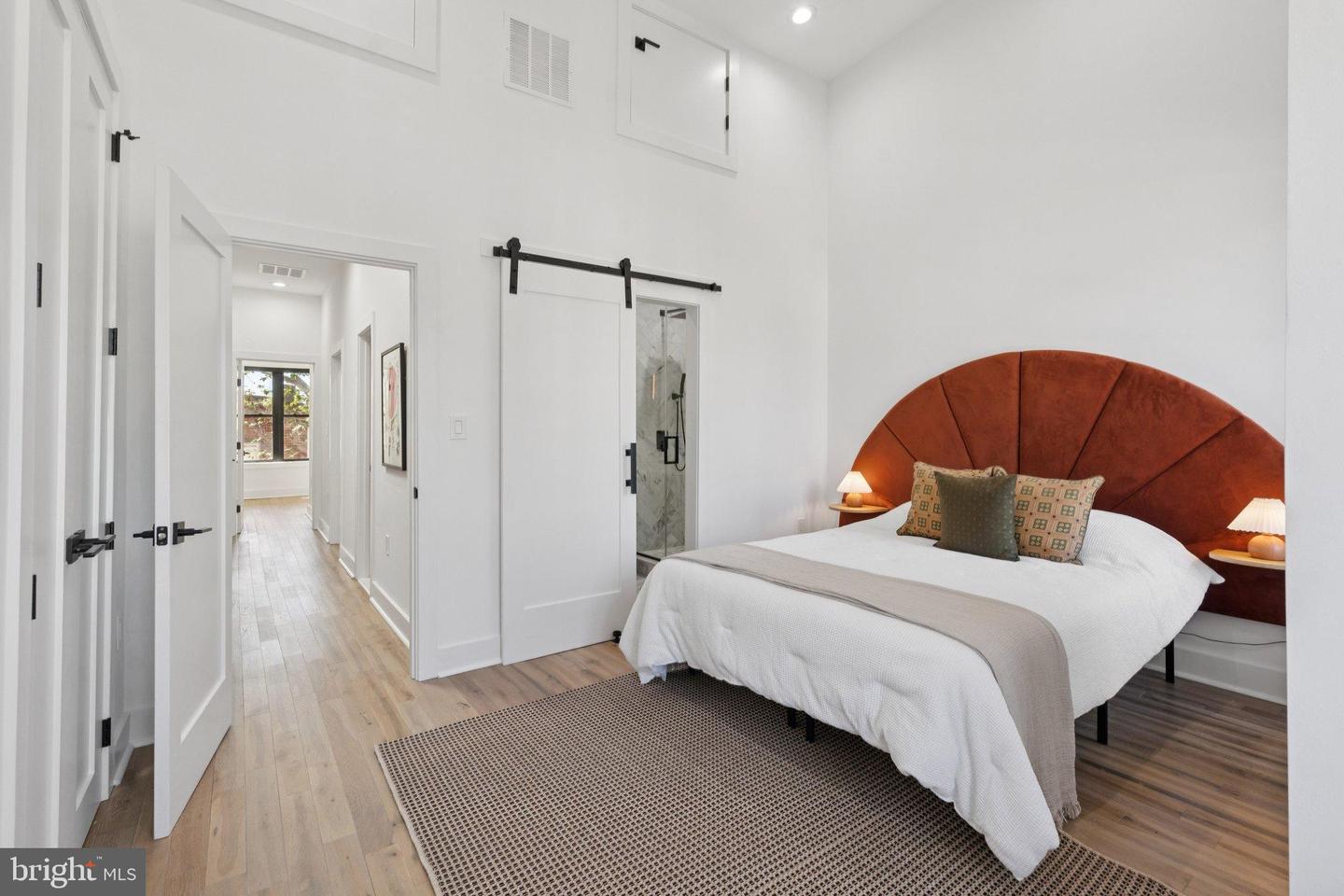 1828 NORTH CAPITOL ST NW, WASHINGTON, District Of Columbia 20002, 5 Bedrooms Bedrooms, 9 Rooms Rooms,3 BathroomsBathrooms,Residential,For sale,1828 NORTH CAPITOL ST NW,DCDC2225084 MLS # DCDC2225084