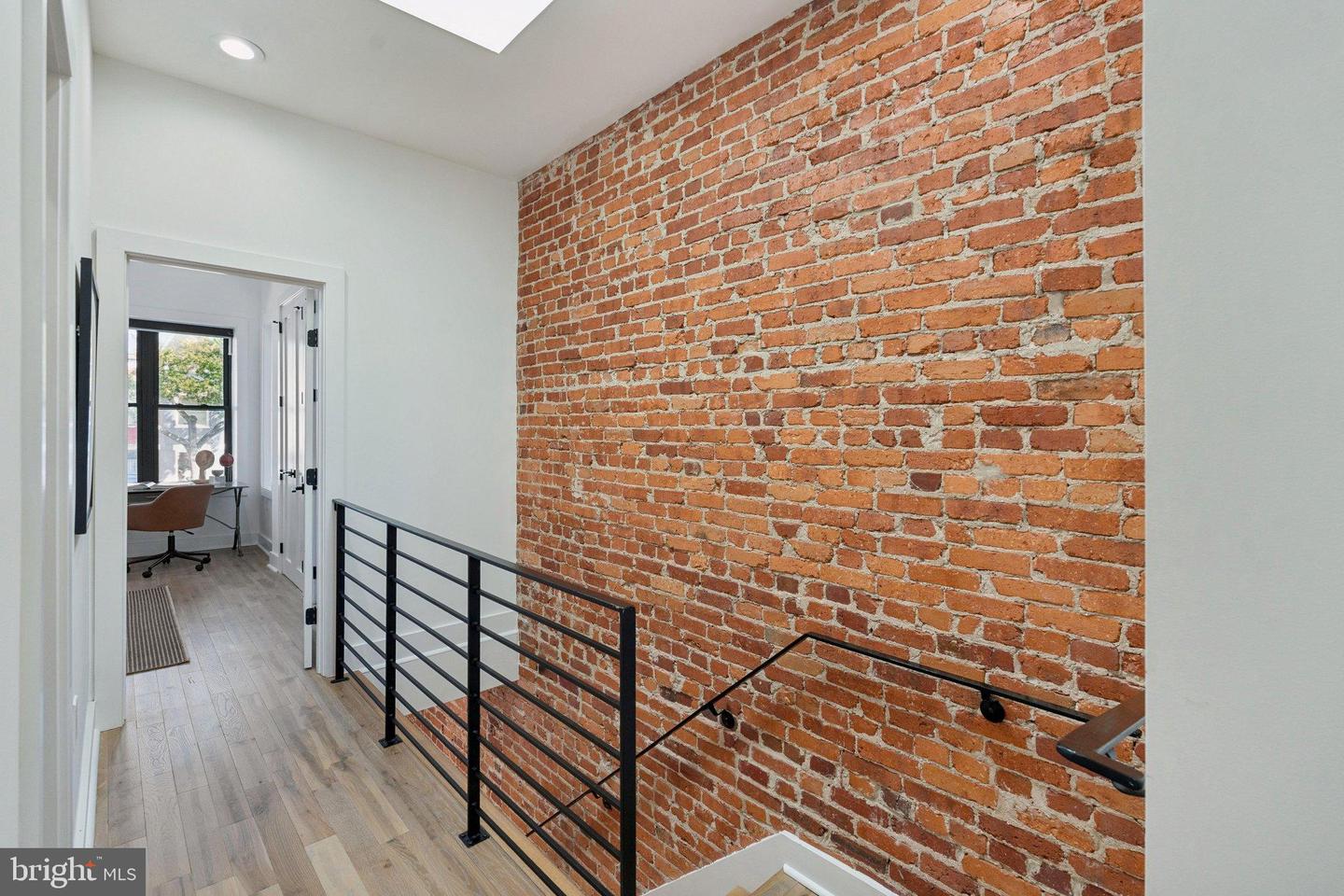 1828 NORTH CAPITOL ST NW, WASHINGTON, District Of Columbia 20002, 5 Bedrooms Bedrooms, 9 Rooms Rooms,3 BathroomsBathrooms,Residential,For sale,1828 NORTH CAPITOL ST NW,DCDC2225084 MLS # DCDC2225084