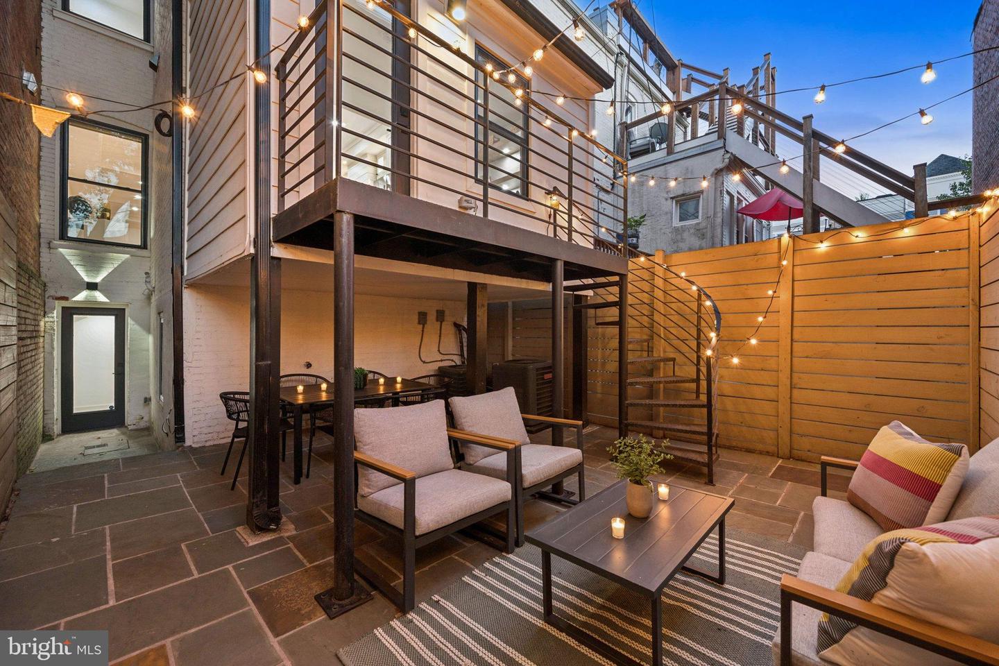 1828 NORTH CAPITOL ST NW, WASHINGTON, District Of Columbia 20002, 5 Bedrooms Bedrooms, 9 Rooms Rooms,3 BathroomsBathrooms,Residential,For sale,1828 NORTH CAPITOL ST NW,DCDC2225084 MLS # DCDC2225084