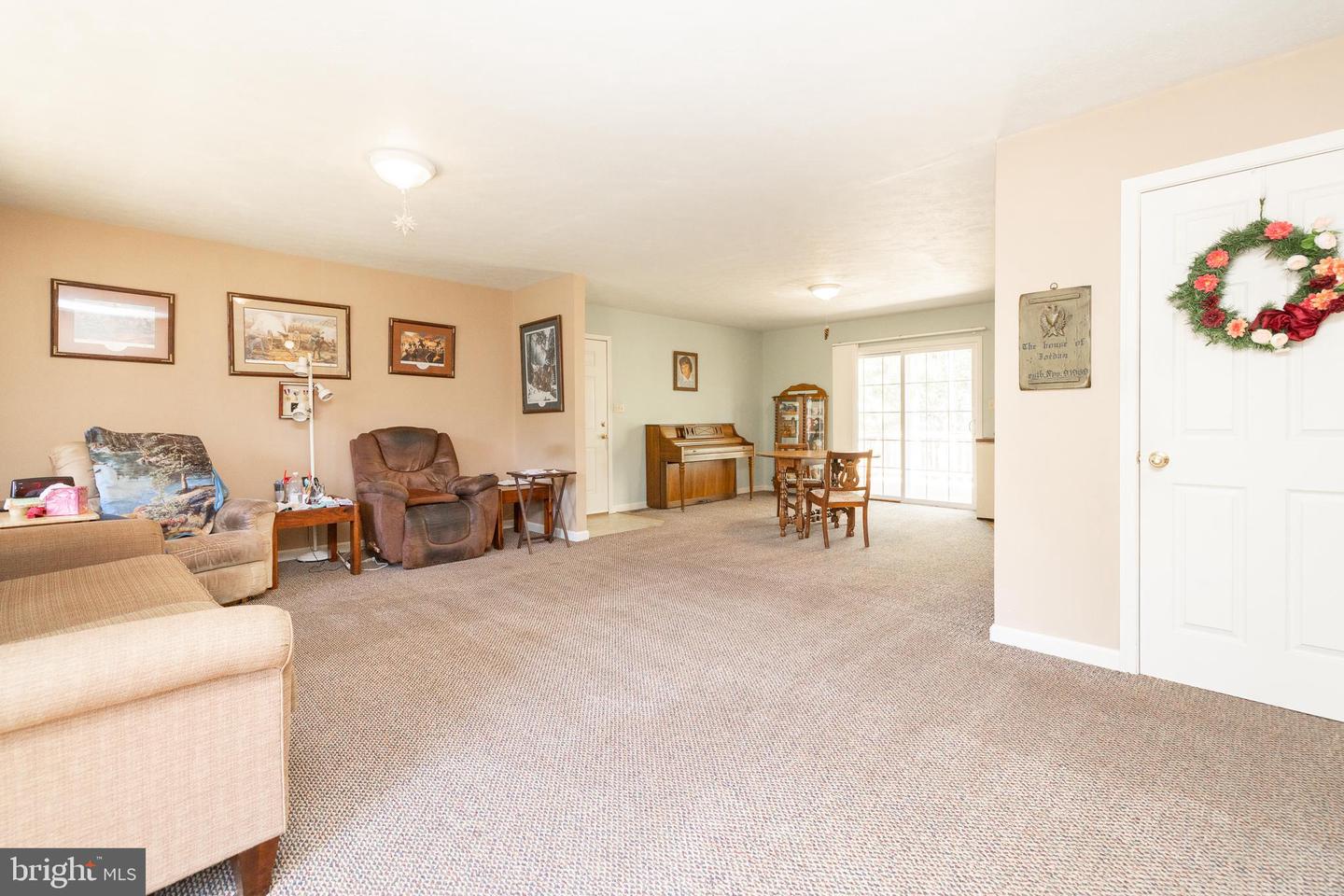228 SLEEPY WOODS RD, CROSS JUNCTION, Virginia 22625, 3 Bedrooms Bedrooms, ,2 BathroomsBathrooms,Residential,For sale,228 SLEEPY WOODS RD,VAFV2037198 MLS # VAFV2037198