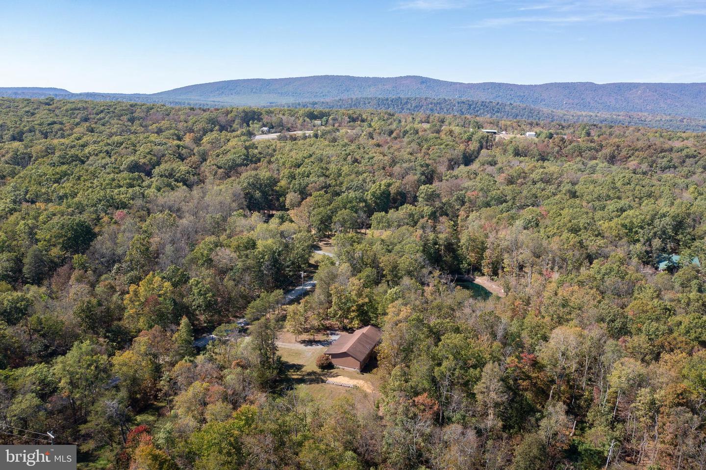 228 SLEEPY WOODS RD, CROSS JUNCTION, Virginia 22625, 3 Bedrooms Bedrooms, ,2 BathroomsBathrooms,Residential,For sale,228 SLEEPY WOODS RD,VAFV2037198 MLS # VAFV2037198