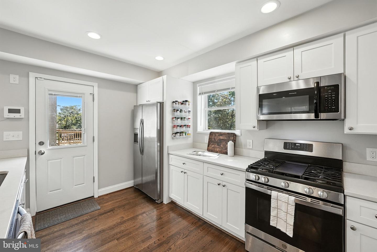835 OGLETHORPE ST NE, WASHINGTON, District Of Columbia 20011, 4 Bedrooms Bedrooms, ,2 BathroomsBathrooms,Residential,For sale,835 OGLETHORPE ST NE,DCDC2225952 MLS # DCDC2225952