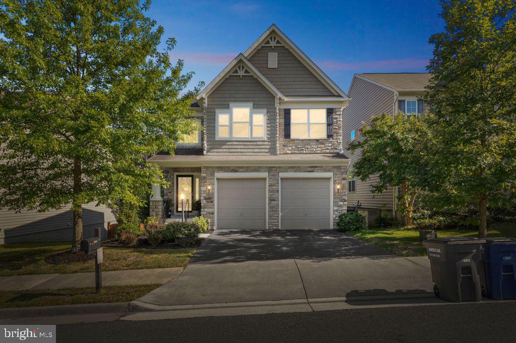 3573 EAGLE RIDGE DR, WOODBRIDGE, Virginia 22191, 5 Bedrooms Bedrooms, ,3 BathroomsBathrooms,Residential,For sale,3573 EAGLE RIDGE DR,VAPW2105560 MLS # VAPW2105560