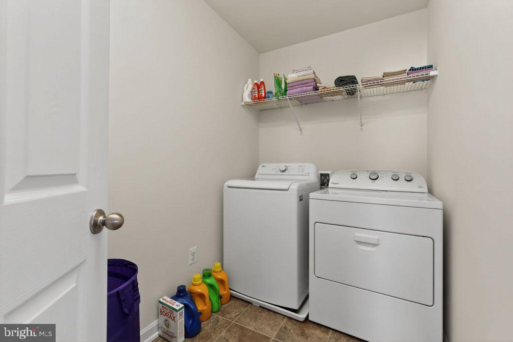 3573 EAGLE RIDGE DR, WOODBRIDGE, Virginia 22191, 5 Bedrooms Bedrooms, ,3 BathroomsBathrooms,Residential,For sale,3573 EAGLE RIDGE DR,VAPW2105560 MLS # VAPW2105560