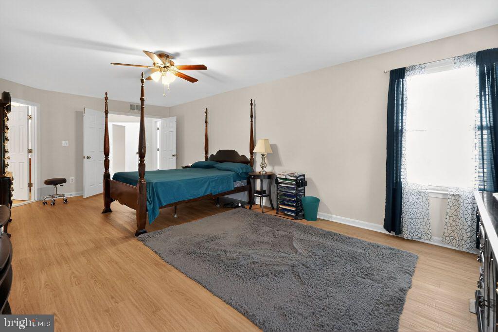 3573 EAGLE RIDGE DR, WOODBRIDGE, Virginia 22191, 5 Bedrooms Bedrooms, ,3 BathroomsBathrooms,Residential,For sale,3573 EAGLE RIDGE DR,VAPW2105560 MLS # VAPW2105560