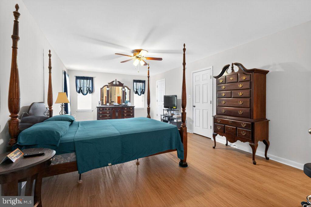 3573 EAGLE RIDGE DR, WOODBRIDGE, Virginia 22191, 5 Bedrooms Bedrooms, ,3 BathroomsBathrooms,Residential,For sale,3573 EAGLE RIDGE DR,VAPW2105560 MLS # VAPW2105560