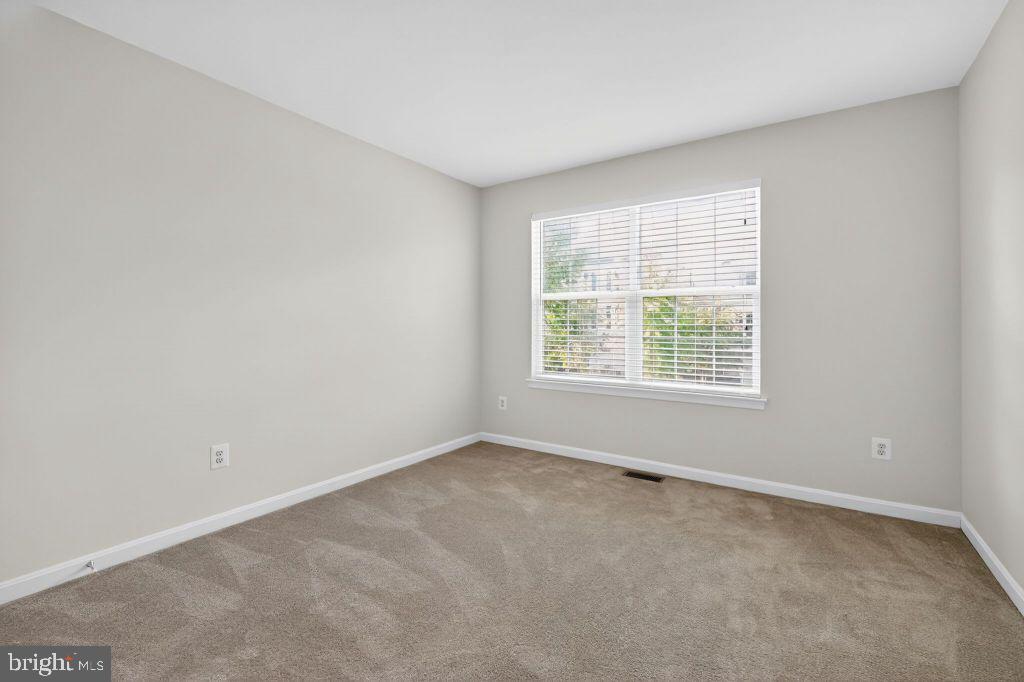 3573 EAGLE RIDGE DR, WOODBRIDGE, Virginia 22191, 5 Bedrooms Bedrooms, ,3 BathroomsBathrooms,Residential,For sale,3573 EAGLE RIDGE DR,VAPW2105560 MLS # VAPW2105560