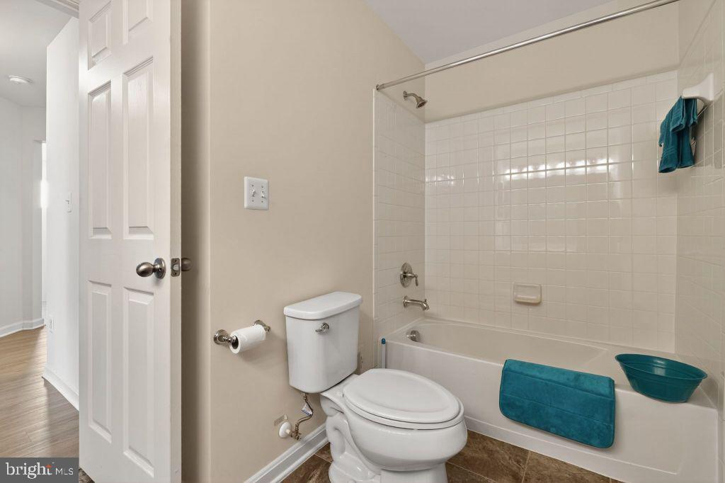 3573 EAGLE RIDGE DR, WOODBRIDGE, Virginia 22191, 5 Bedrooms Bedrooms, ,3 BathroomsBathrooms,Residential,For sale,3573 EAGLE RIDGE DR,VAPW2105560 MLS # VAPW2105560
