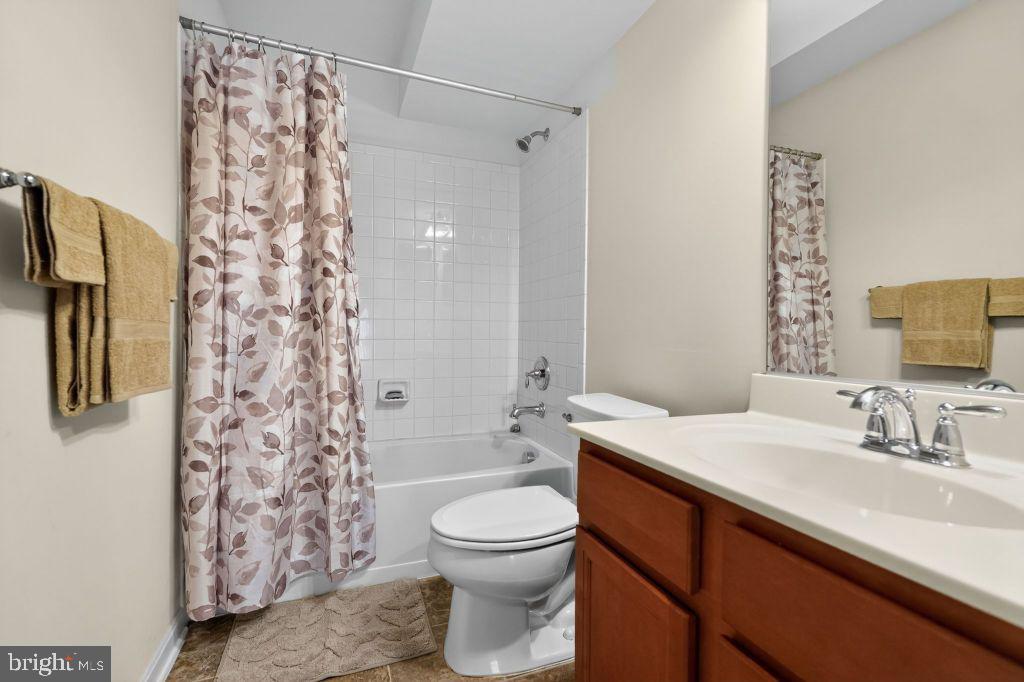 3573 EAGLE RIDGE DR, WOODBRIDGE, Virginia 22191, 5 Bedrooms Bedrooms, ,3 BathroomsBathrooms,Residential,For sale,3573 EAGLE RIDGE DR,VAPW2105560 MLS # VAPW2105560