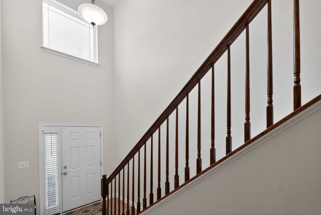 3573 EAGLE RIDGE DR, WOODBRIDGE, Virginia 22191, 5 Bedrooms Bedrooms, ,3 BathroomsBathrooms,Residential,For sale,3573 EAGLE RIDGE DR,VAPW2105560 MLS # VAPW2105560