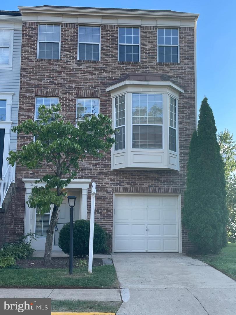 47692 SANDBANK SQ, STERLING, Virginia 20165, 4 Bedrooms Bedrooms, ,3 BathroomsBathrooms,Residential,For sale,47692 SANDBANK SQ,VALO2108430 MLS # VALO2108430