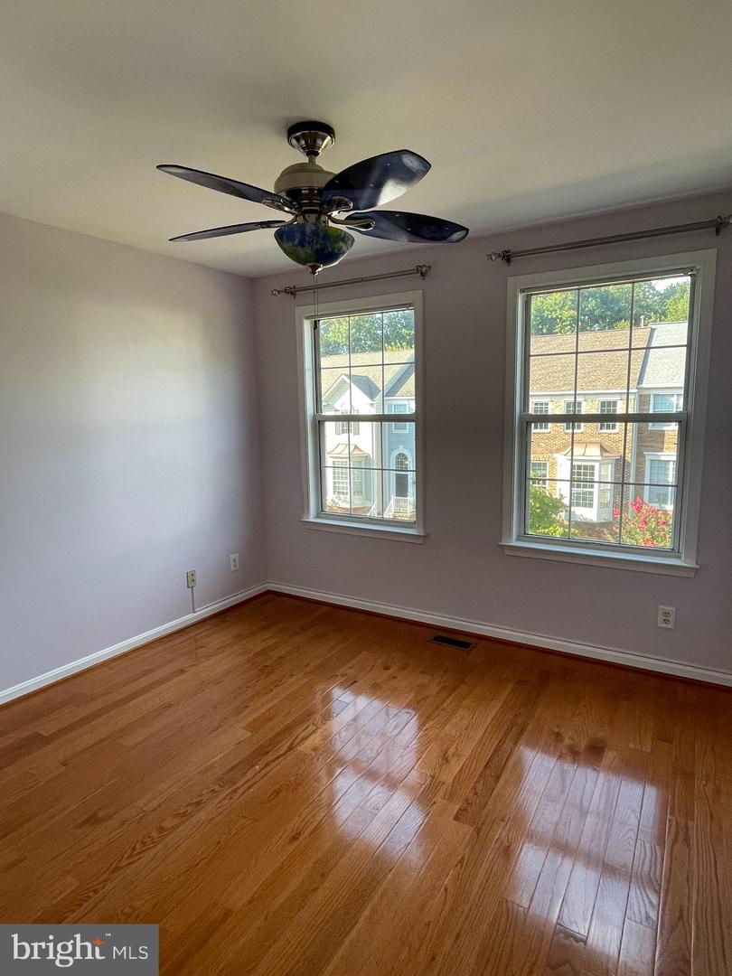 47692 SANDBANK SQ, STERLING, Virginia 20165, 4 Bedrooms Bedrooms, ,3 BathroomsBathrooms,Residential,For sale,47692 SANDBANK SQ,VALO2108430 MLS # VALO2108430