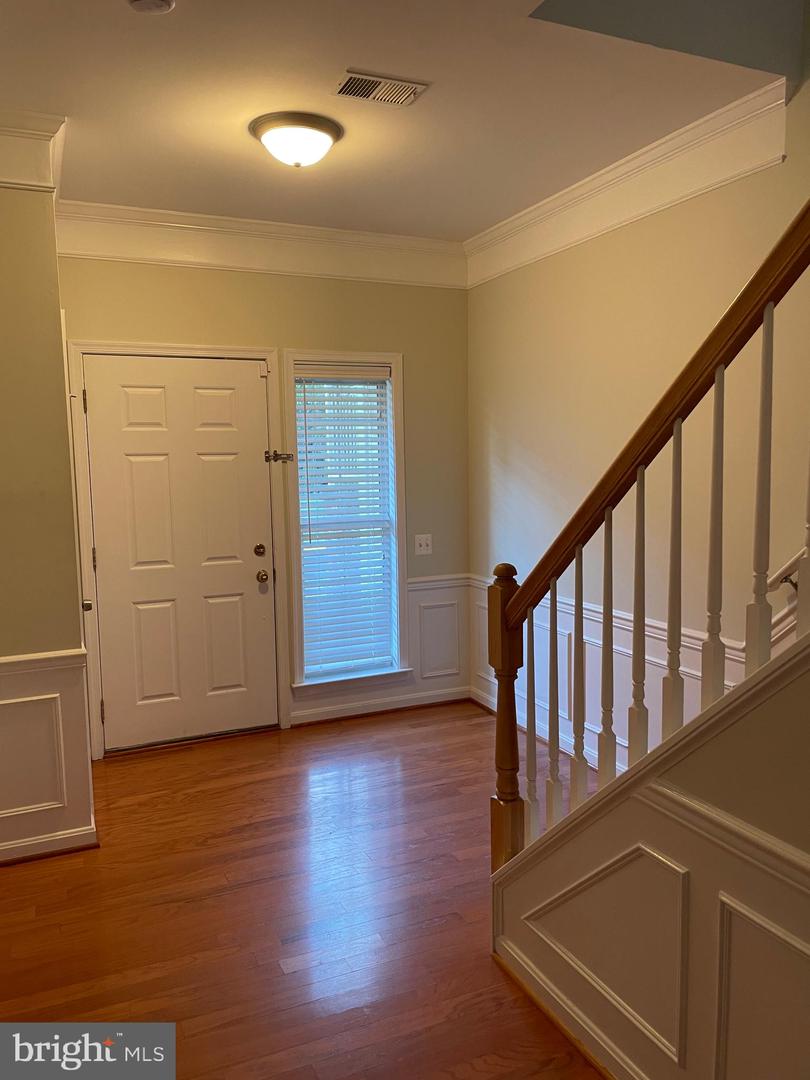 47692 SANDBANK SQ, STERLING, Virginia 20165, 4 Bedrooms Bedrooms, ,3 BathroomsBathrooms,Residential,For sale,47692 SANDBANK SQ,VALO2108430 MLS # VALO2108430