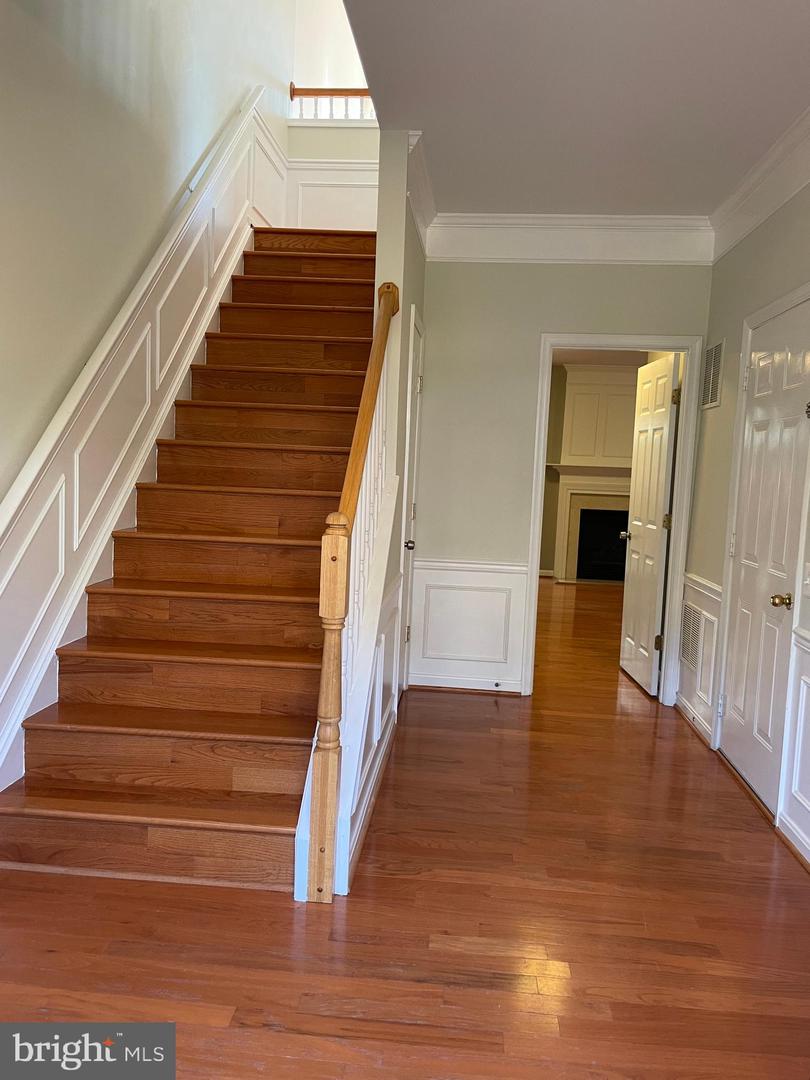 47692 SANDBANK SQ, STERLING, Virginia 20165, 4 Bedrooms Bedrooms, ,3 BathroomsBathrooms,Residential,For sale,47692 SANDBANK SQ,VALO2108430 MLS # VALO2108430
