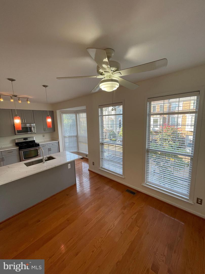 47692 SANDBANK SQ, STERLING, Virginia 20165, 4 Bedrooms Bedrooms, ,3 BathroomsBathrooms,Residential,For sale,47692 SANDBANK SQ,VALO2108430 MLS # VALO2108430
