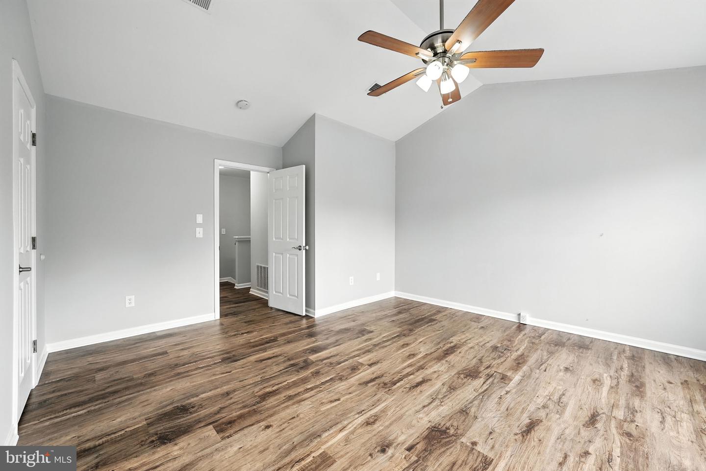 20419 CHARTER OAK DR, ASHBURN, Virginia 20147, 3 Bedrooms Bedrooms, ,3 BathroomsBathrooms,Residential,For sale,20419 CHARTER OAK DR,VALO2108440 MLS # VALO2108440
