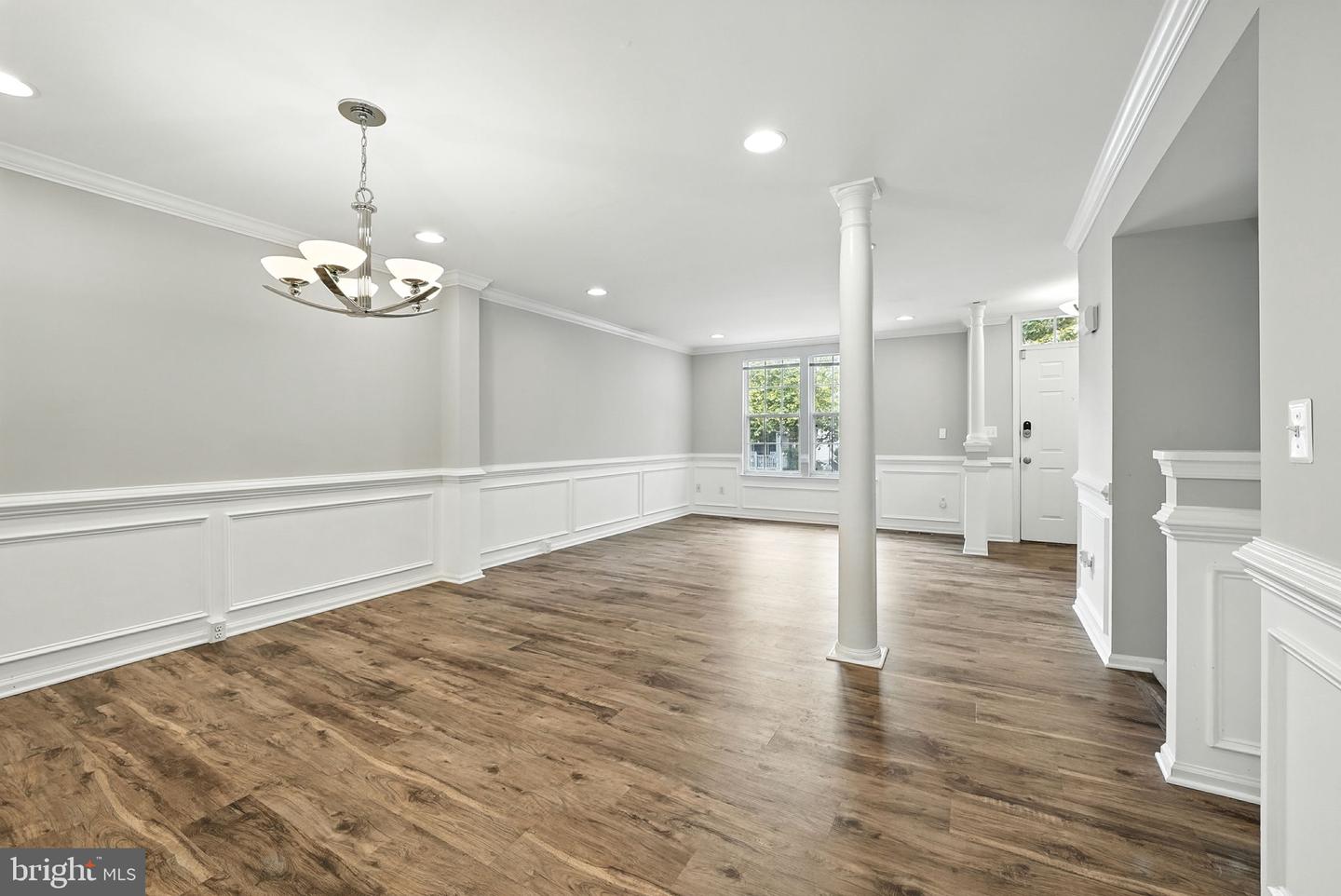 20419 CHARTER OAK DR, ASHBURN, Virginia 20147, 3 Bedrooms Bedrooms, ,3 BathroomsBathrooms,Residential,For sale,20419 CHARTER OAK DR,VALO2108440 MLS # VALO2108440
