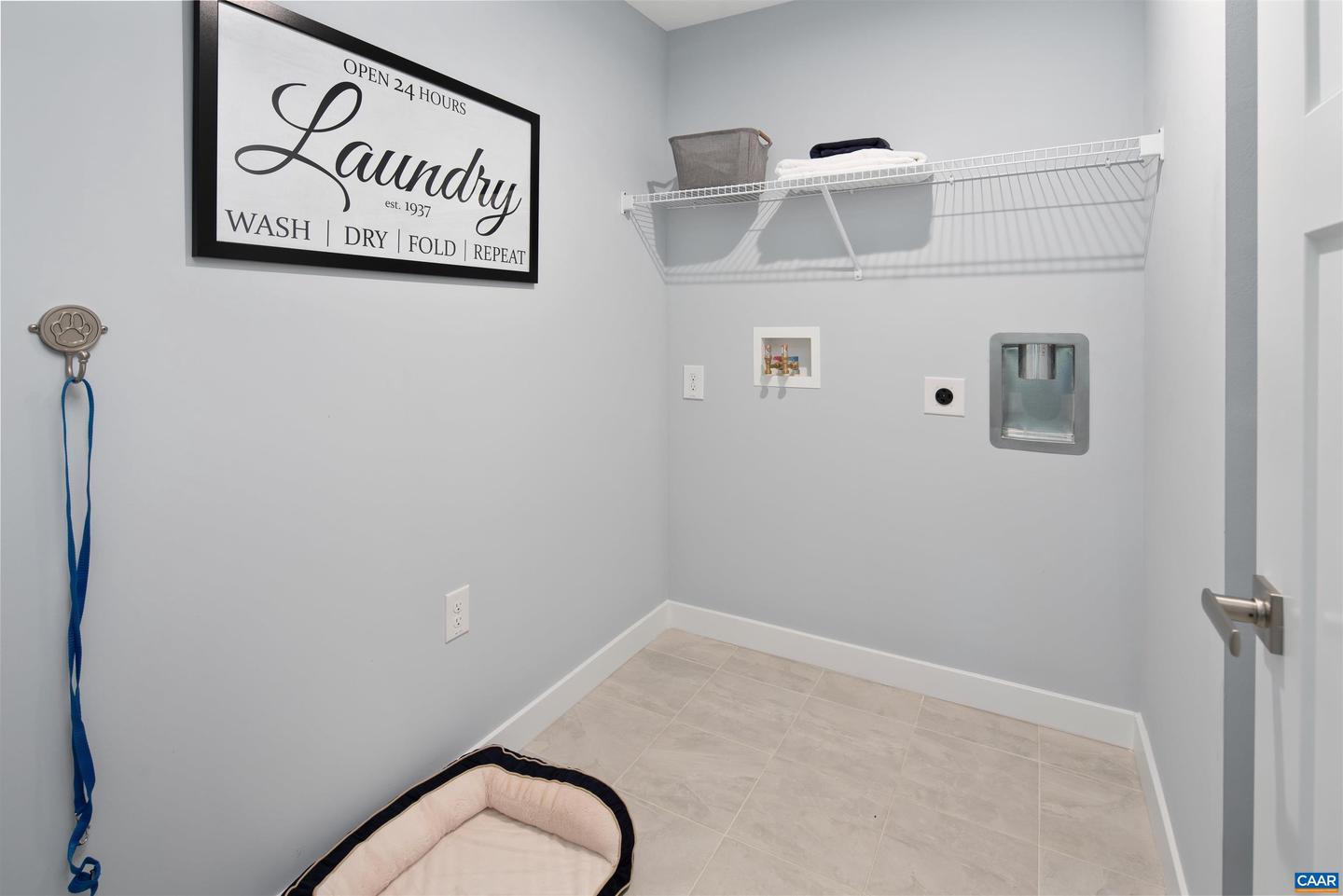 131B WHITE SANDS BLVD, BARBOURSVILLE, Virginia 22923, 4 Bedrooms Bedrooms, ,3 BathroomsBathrooms,Residential,For sale,131B WHITE SANDS BLVD,669771 MLS # 669771