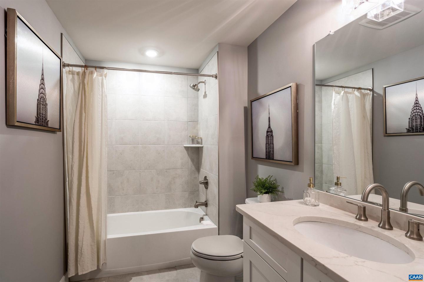 131B WHITE SANDS BLVD, BARBOURSVILLE, Virginia 22923, 4 Bedrooms Bedrooms, ,3 BathroomsBathrooms,Residential,For sale,131B WHITE SANDS BLVD,669771 MLS # 669771