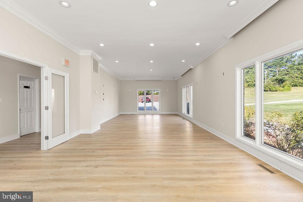 838 BOWLING GREEN RD, FRONT ROYAL, Virginia 22630, ,3 BathroomsBathrooms,Farm,For sale,838 BOWLING GREEN RD,VAWR2012526 MLS # VAWR2012526