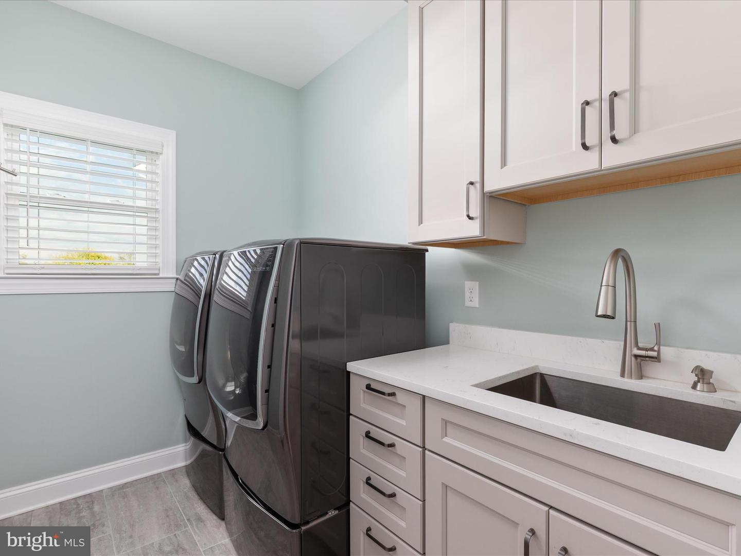 103 DERRYNAN, WINCHESTER, Virginia 22602, 4 Bedrooms Bedrooms, ,3 BathroomsBathrooms,Residential,For sale,103 DERRYNAN,VAFV2034728 MLS # VAFV2034728