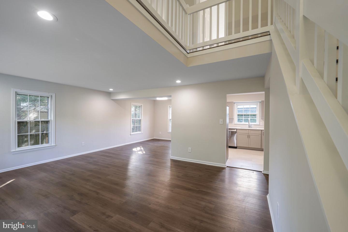 13802 POPLAR TREE RD, CHANTILLY, Virginia 20151, 5 Bedrooms Bedrooms, 9 Rooms Rooms,3 BathroomsBathrooms,Residential,For sale,13802 POPLAR TREE RD,VAFX2254794 MLS # VAFX2254794